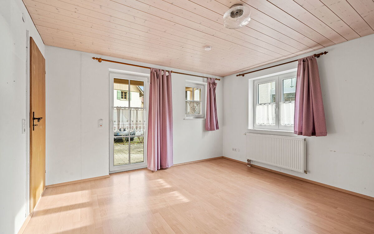 Altbau Zimmer EG