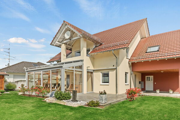 Oberessendorf: Wohntraum mit Wintergarten!