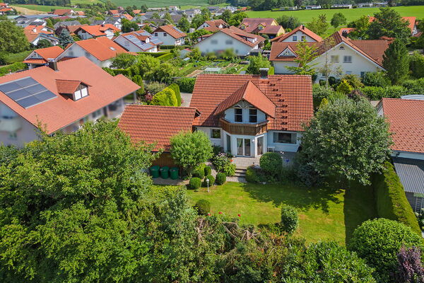 Platz für die ganze Familie! Attraktives EFH in ruhiger Randlage von Bad Wurzach- SOFORT BEZUGSFREI!